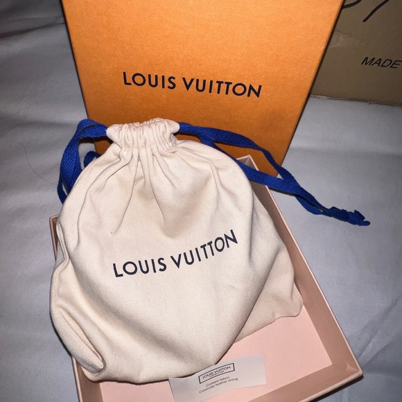 This item is no longer my size and never truly was. Rarely worn. - Picture 4 of 6